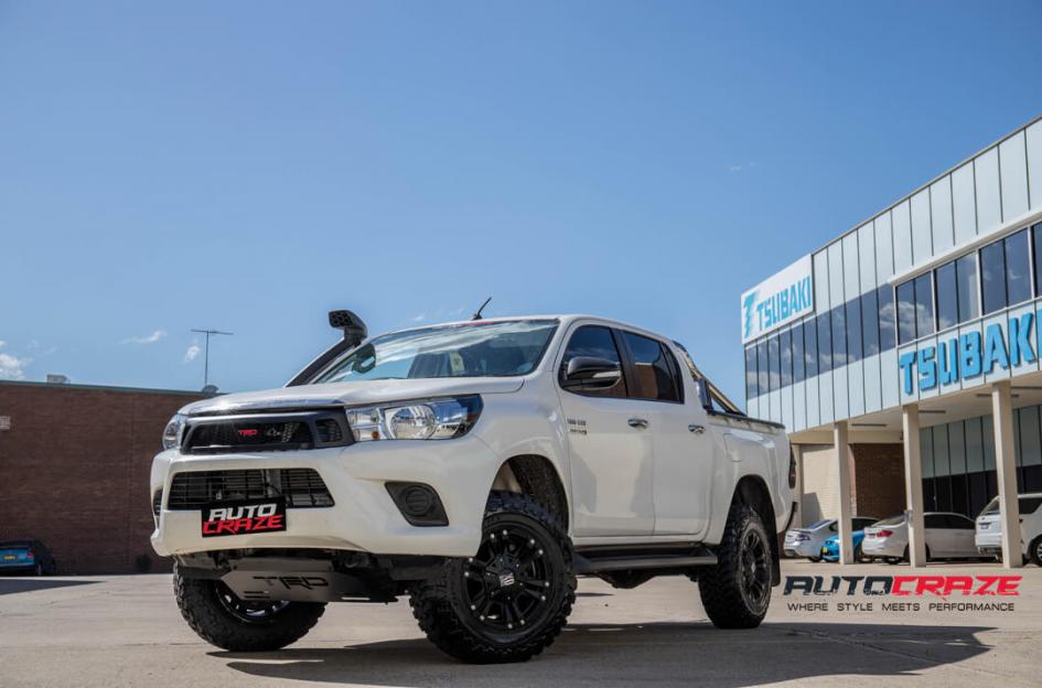 TOYOTA HILUX N80 4WD MONSTER XD 2 MATTE BLACK